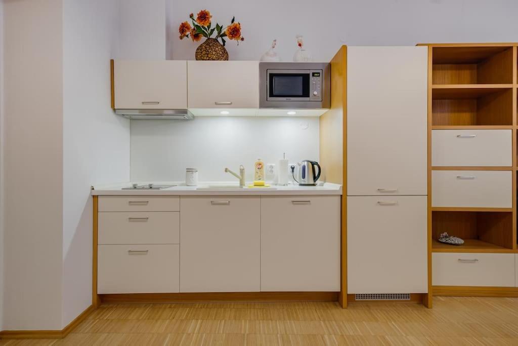 Deluxe Suite In Prime Location Praga Exterior foto