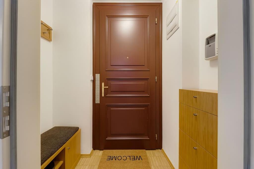 Deluxe Suite In Prime Location Praga Exterior foto