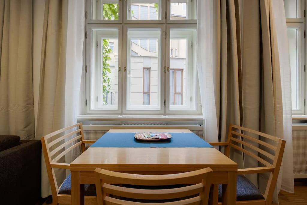 Deluxe Suite In Prime Location Praga Exterior foto