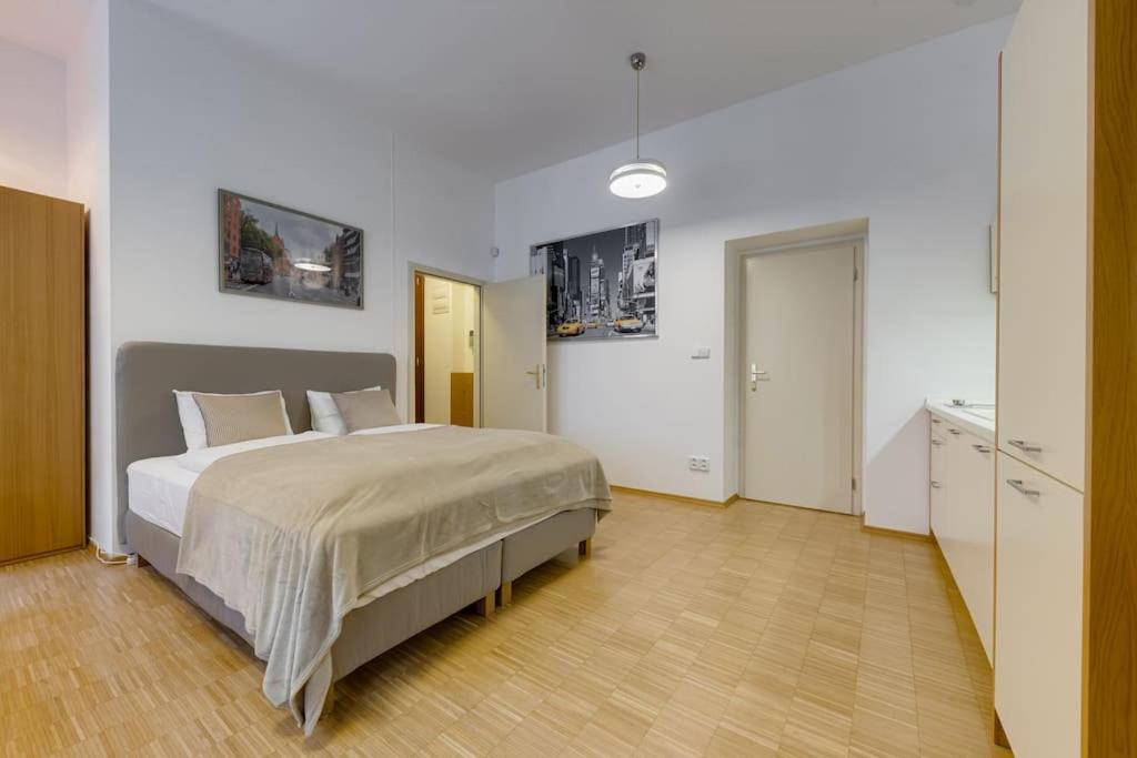 Deluxe Suite In Prime Location Praga Exterior foto